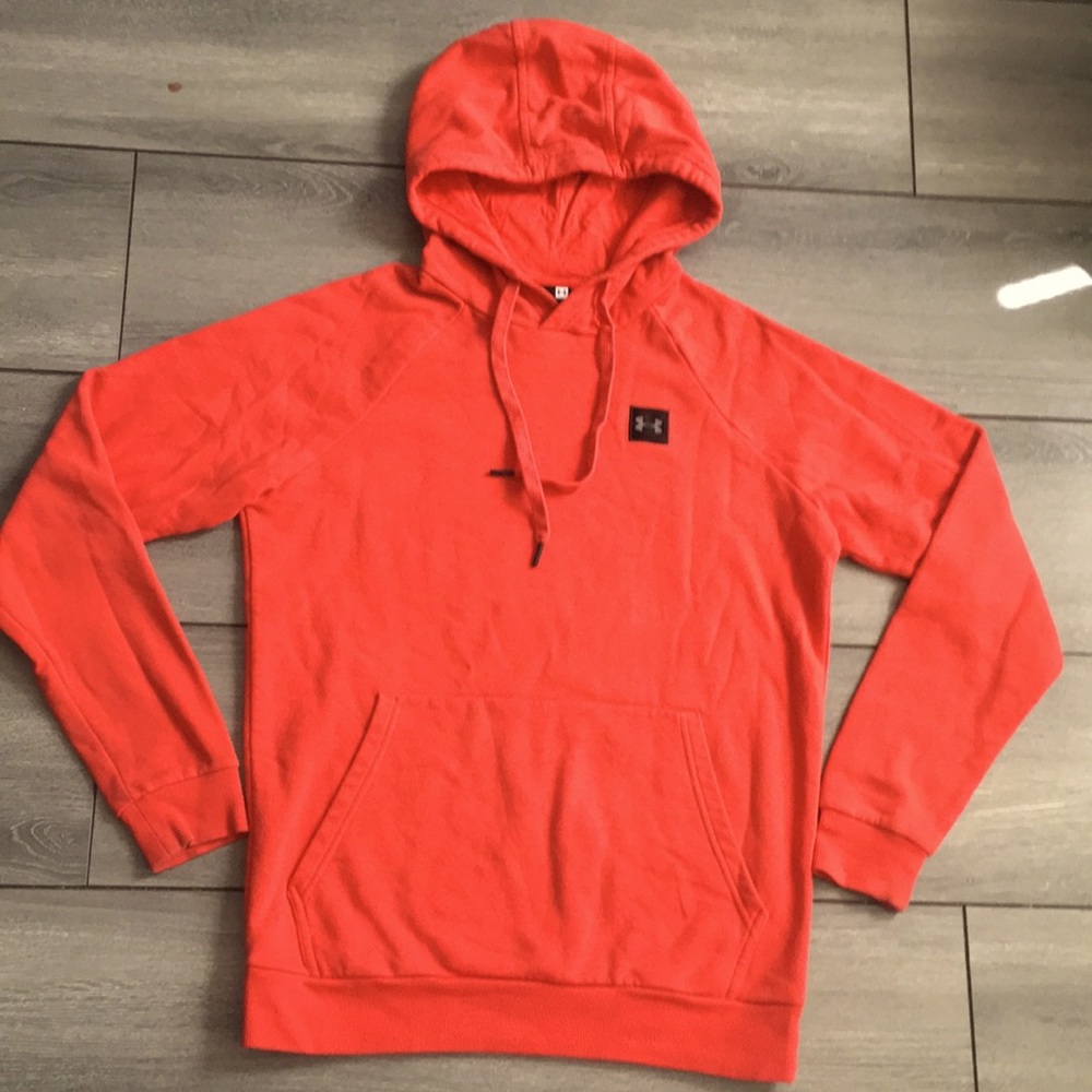 Hunder armour sweater used